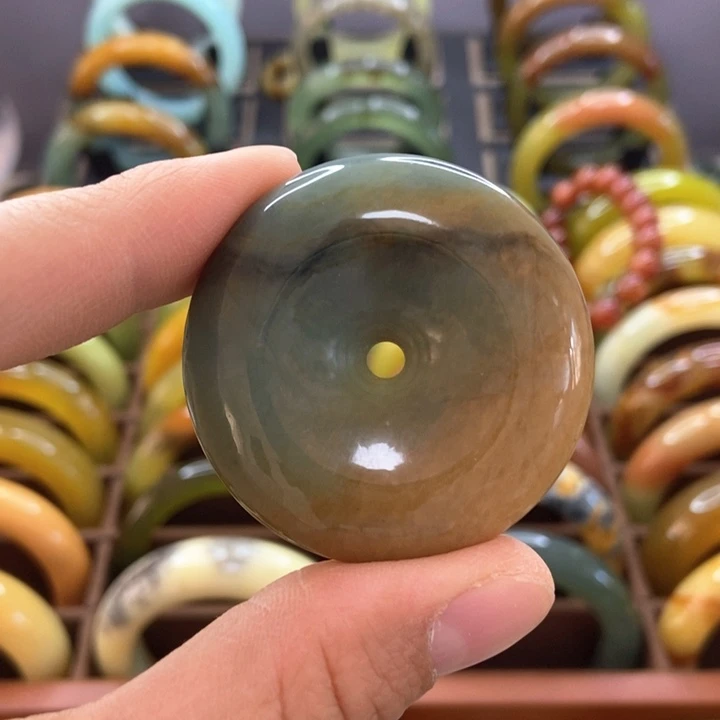 蛇纹石玉手镯未镶嵌A**S