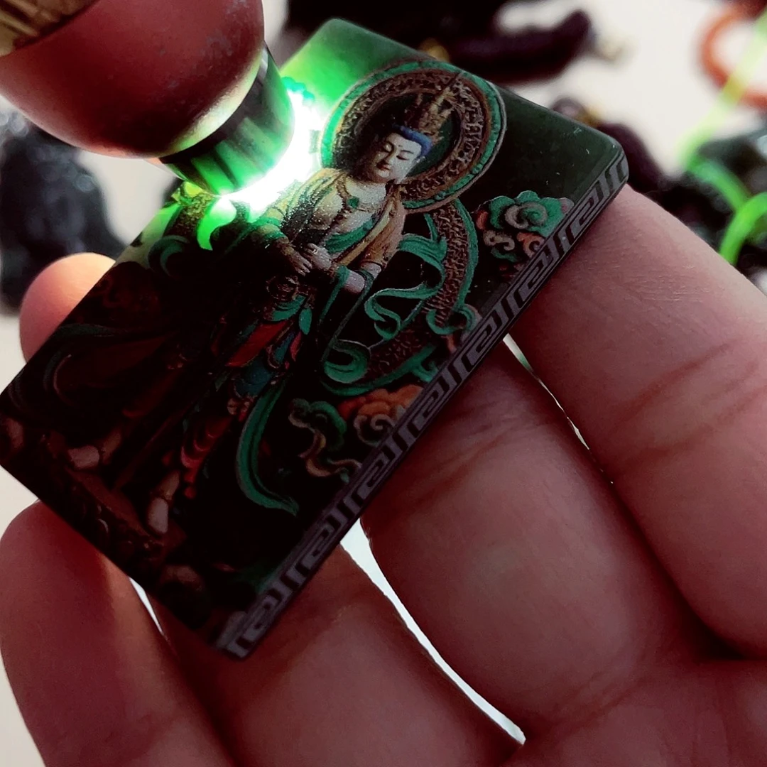 翡翠未镶嵌颈饰先鉴后发一物一证