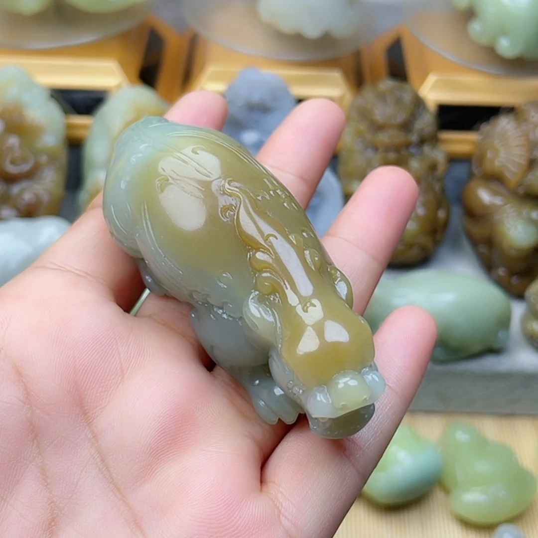 【闪购商品】未镶嵌和田玉挂件只****往