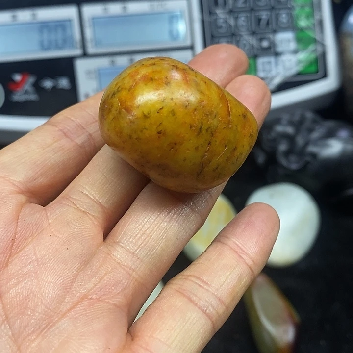 未镶嵌和田玉（糖玉）挂件