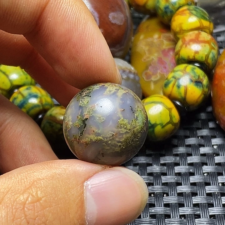 1***哥玛瑙/玉髓未镶嵌颈饰