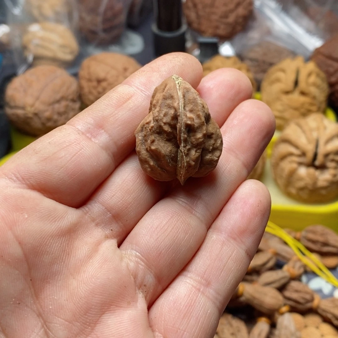 文玩核桃吊坠核桃111