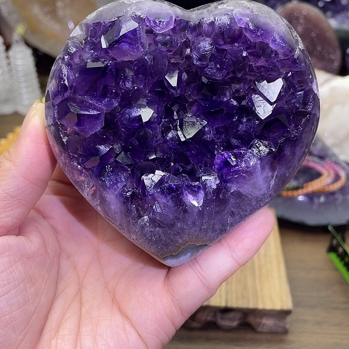 未镶嵌水晶大型摆件（非配饰）