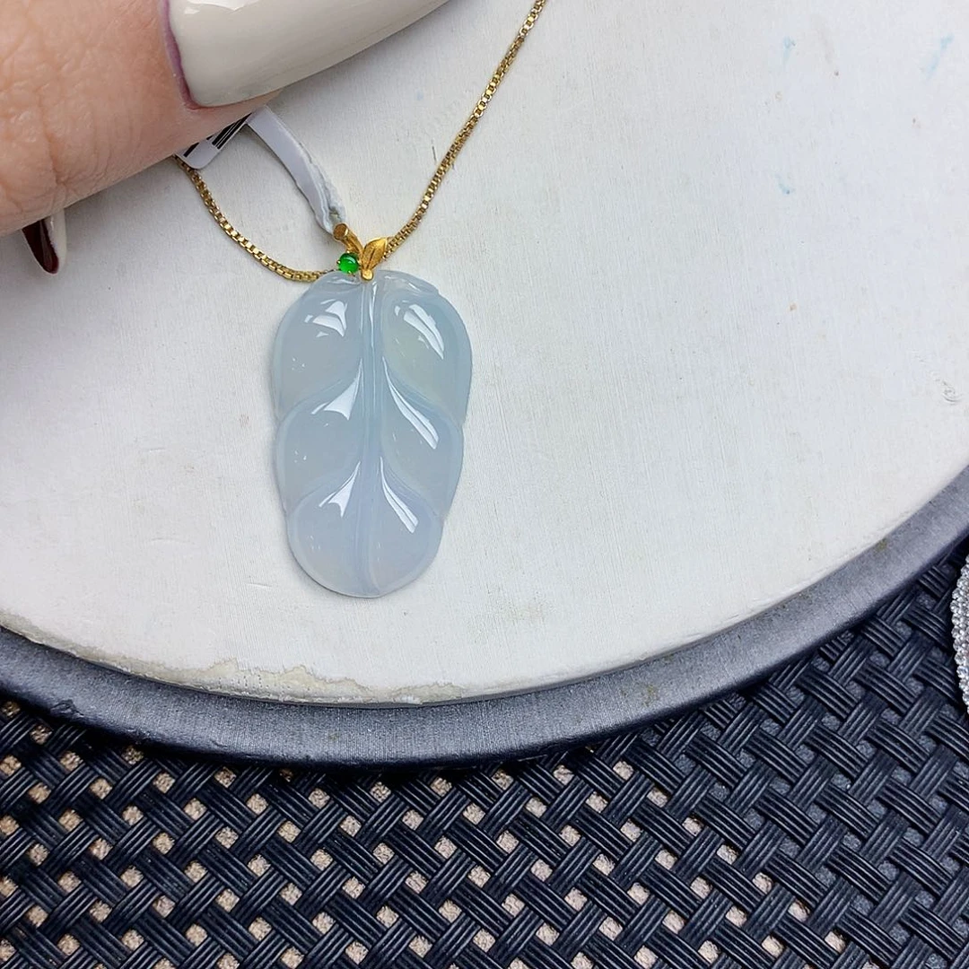 翡翠18K金镶嵌颈饰天然缅甸翡翠a货百元以上9元证书费自理