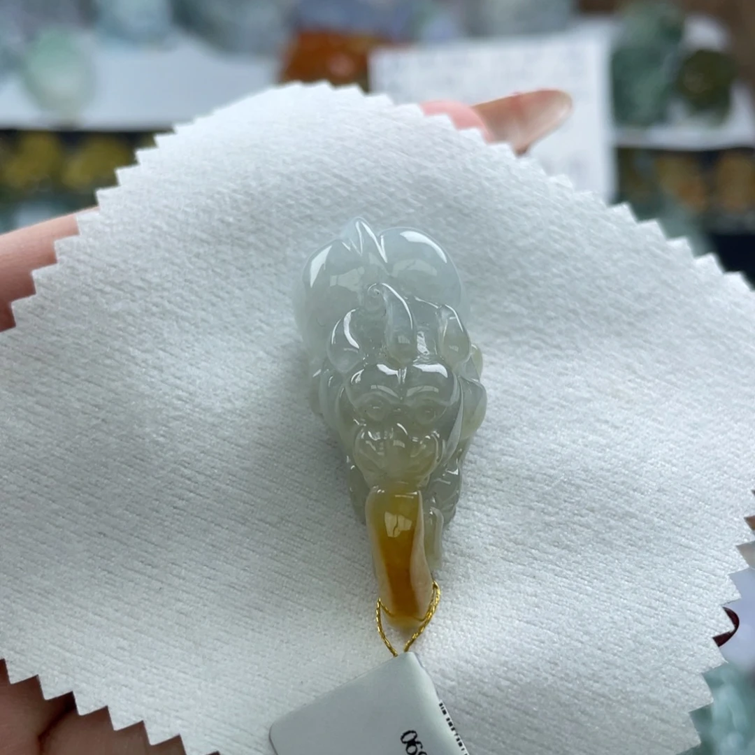 颈饰未镶嵌翡翠貔貅29