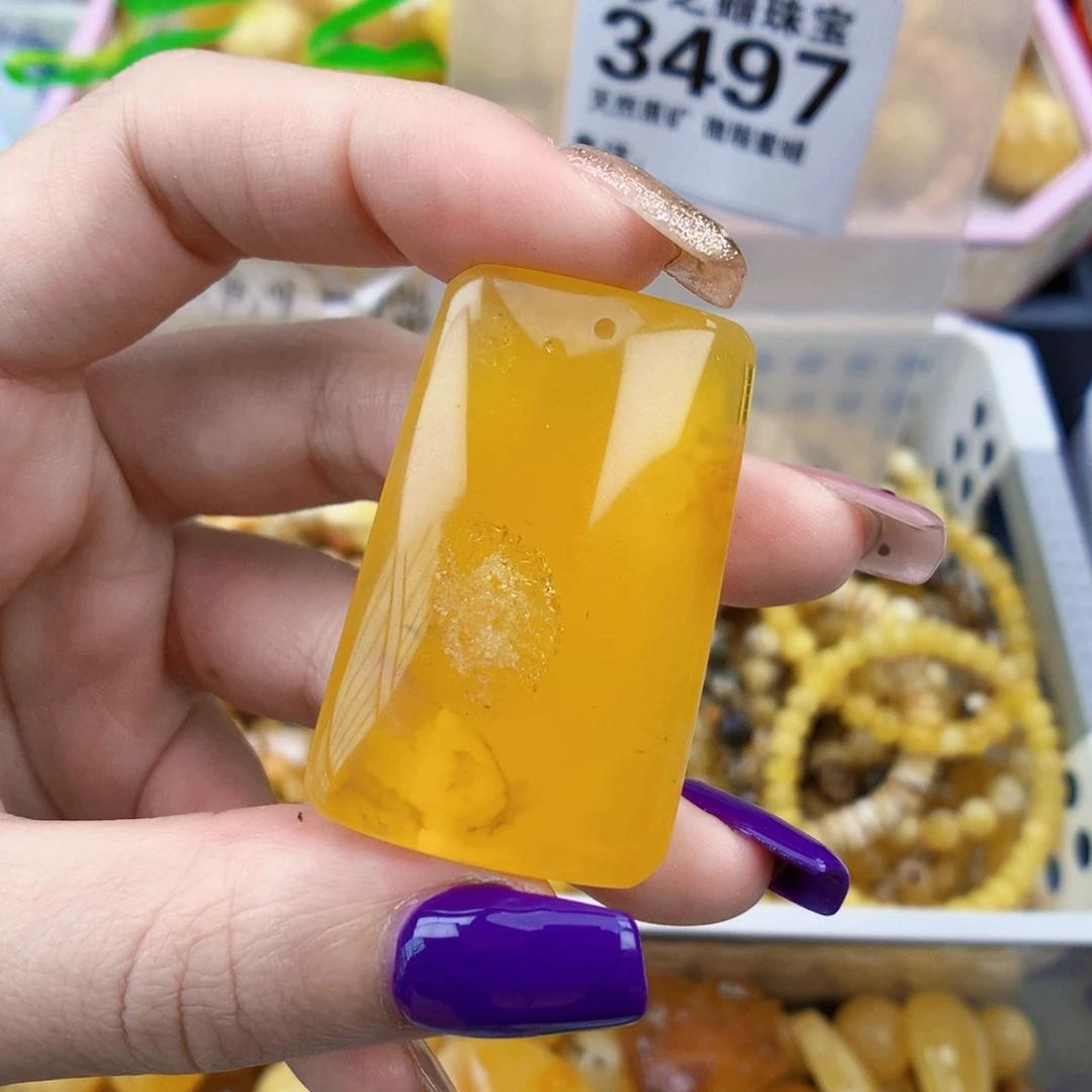 琥珀未镶嵌珠宝奇石42