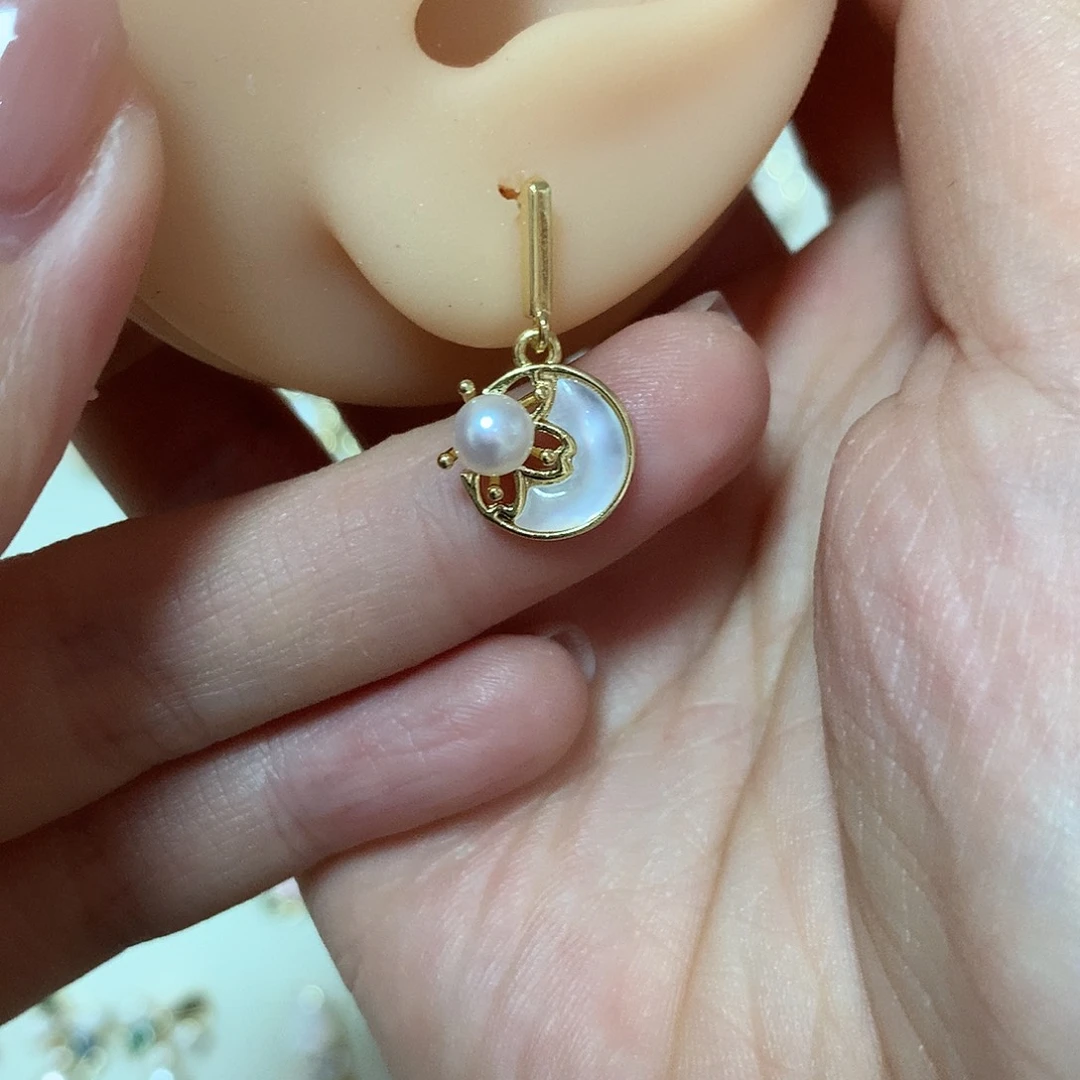 淡水珍珠耳饰合金