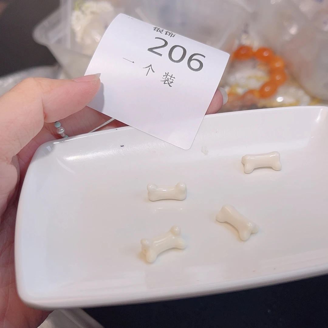 未镶嵌珠宝半成品水晶206 。