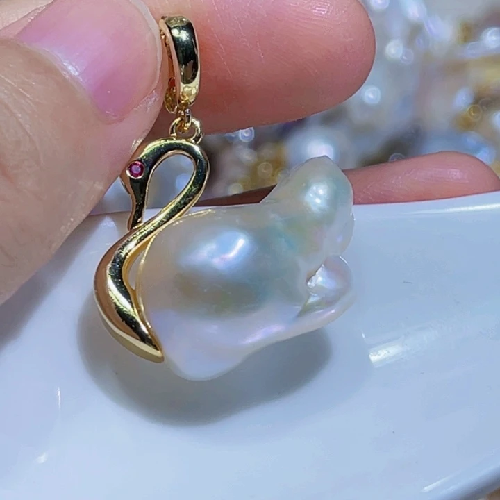 爱***猪淡水珍珠未镶嵌颈饰