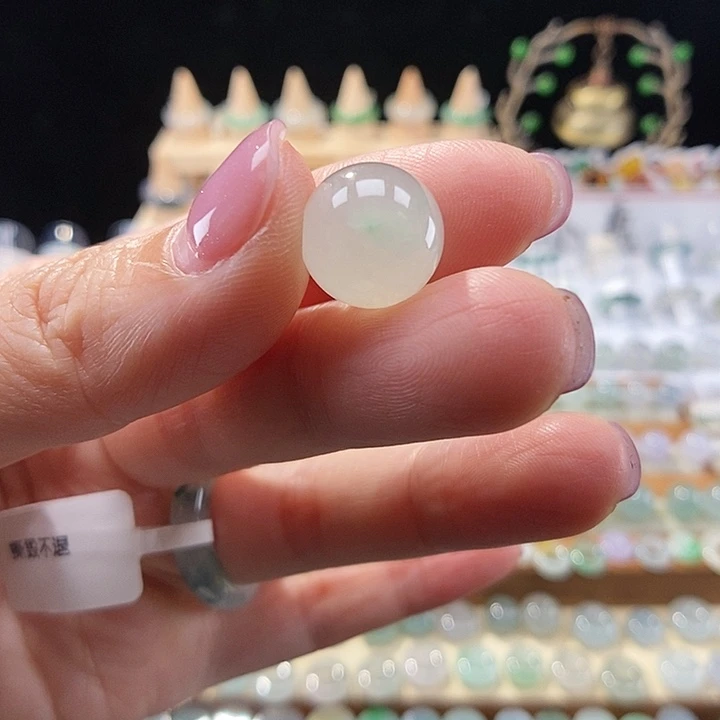散珠翡翠12.8葡萄肉圆珠