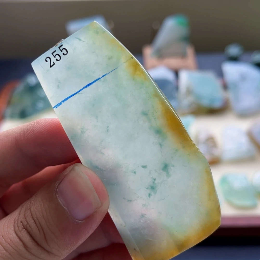定制翡翠未镶嵌翡翠