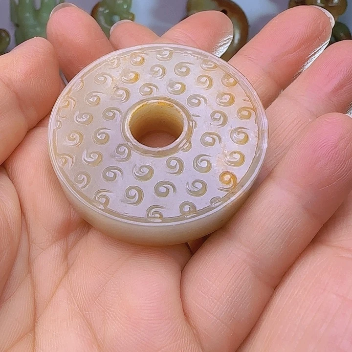 和田玉未镶嵌吊坠(不含链)