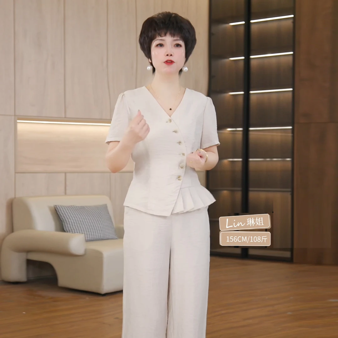 新品推荐妈妈装时尚休闲套装中年女中老年洋气减龄短袖裤子两件套