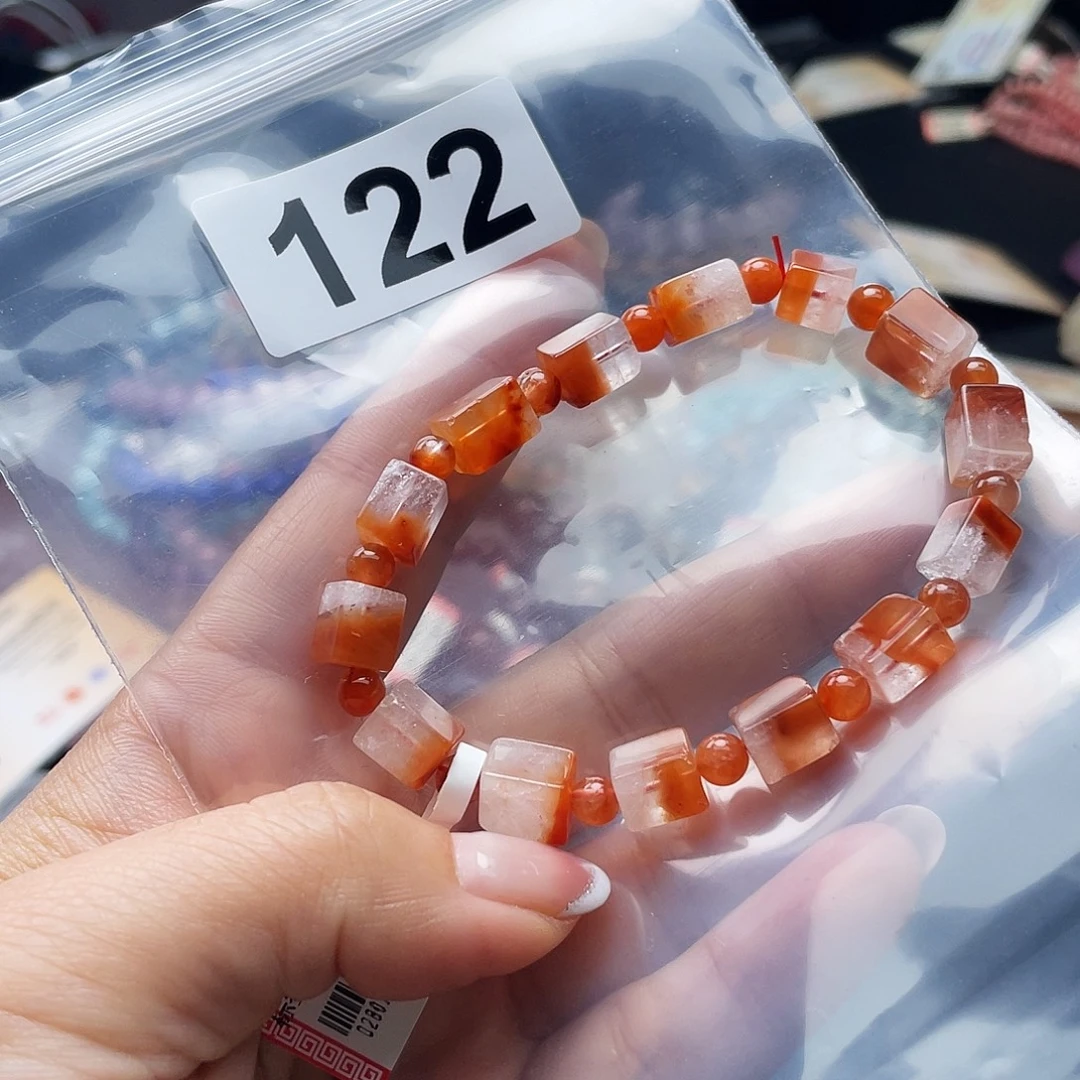 水晶未镶嵌手串手串122。