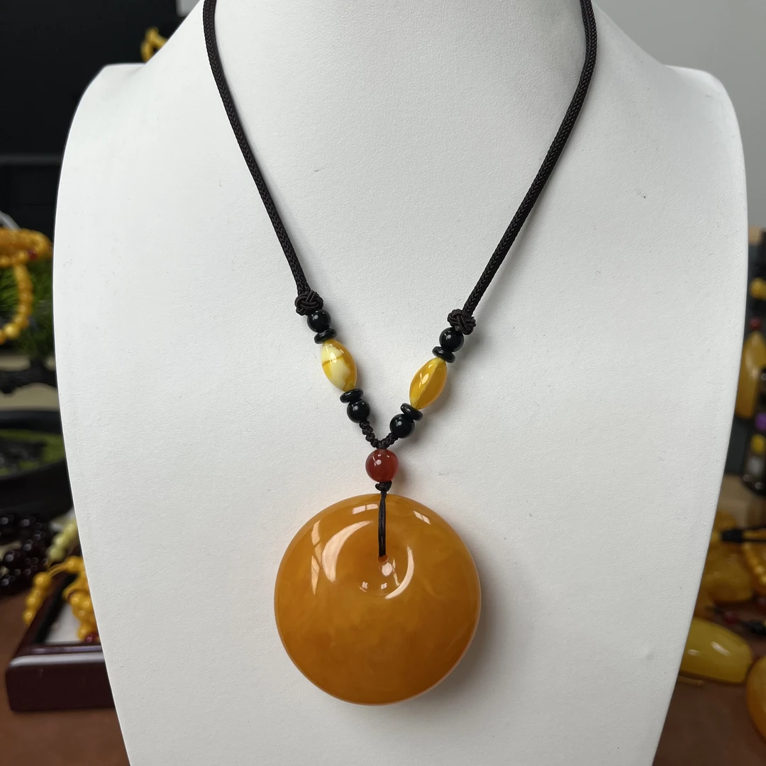 W113藏族精工公主扣吊坠