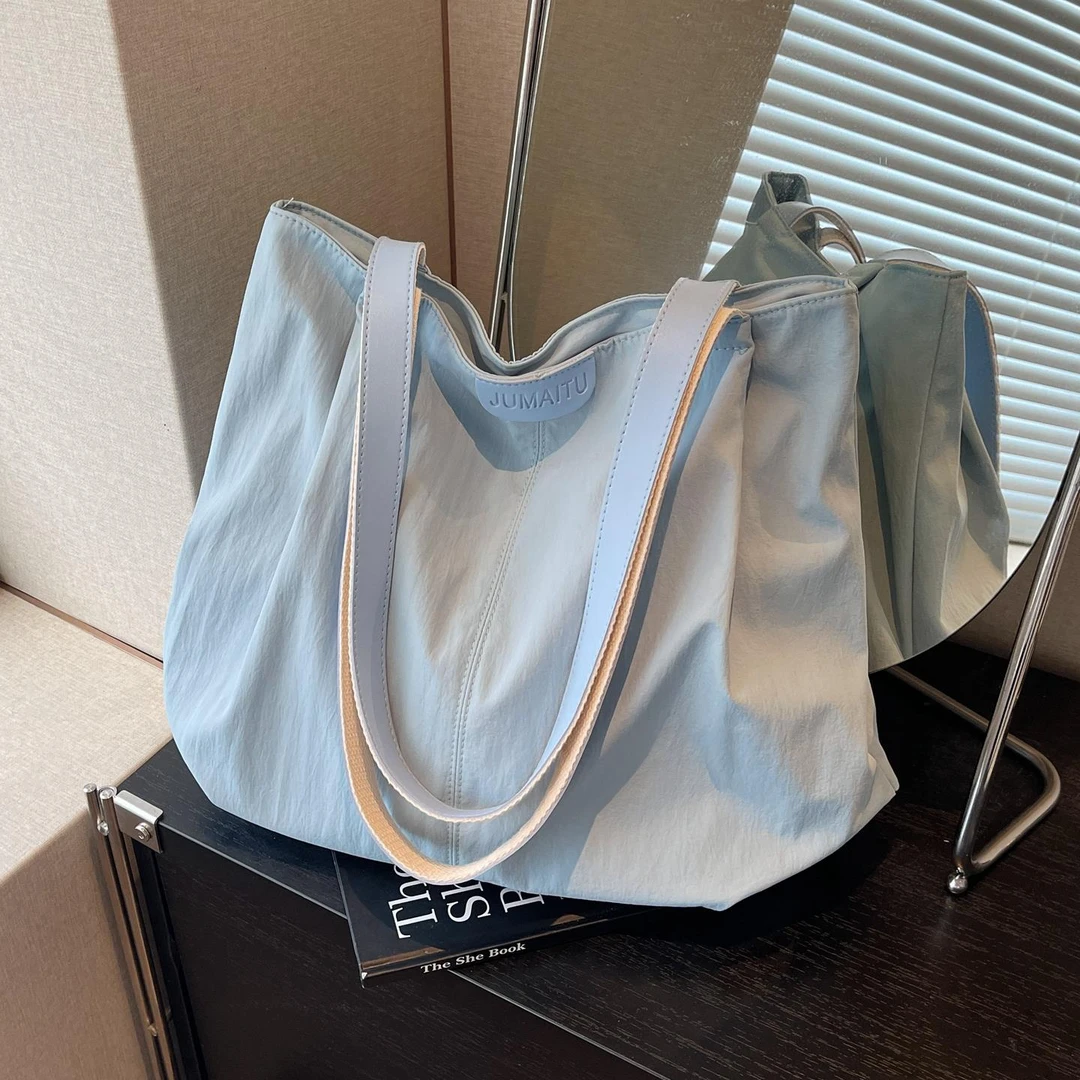 休闲大容量包包女轻便单肩包简约百搭帆布大容量旅行单肩牛津布包