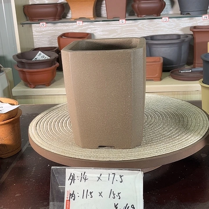 切角清灰泥紫砂花盆