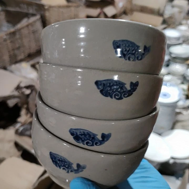 摆件陶瓷盘子碗啥都有