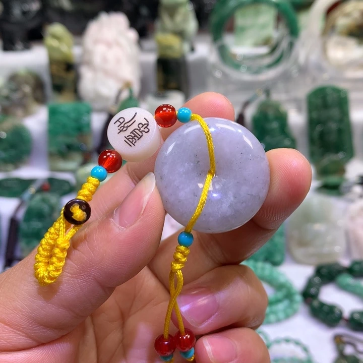 独山玉未镶嵌颈饰