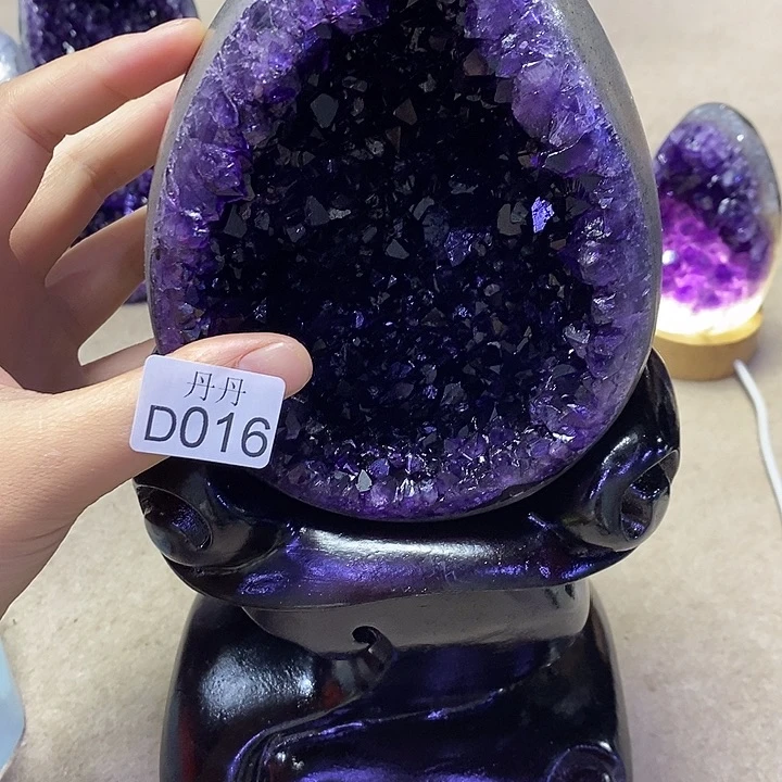 未镶嵌水晶大型摆件（非配饰）爱**渝