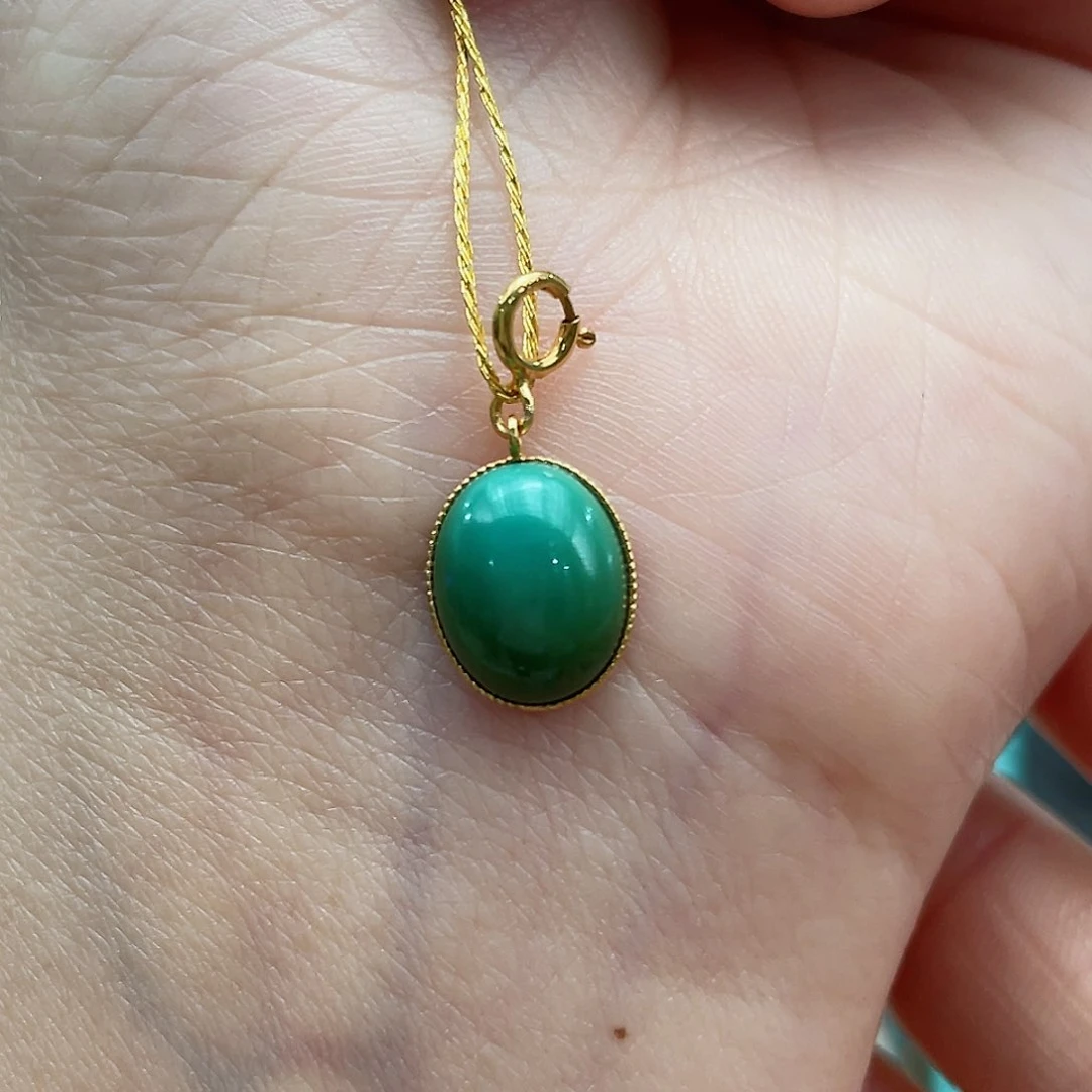 绿松石颈饰18K金镶嵌