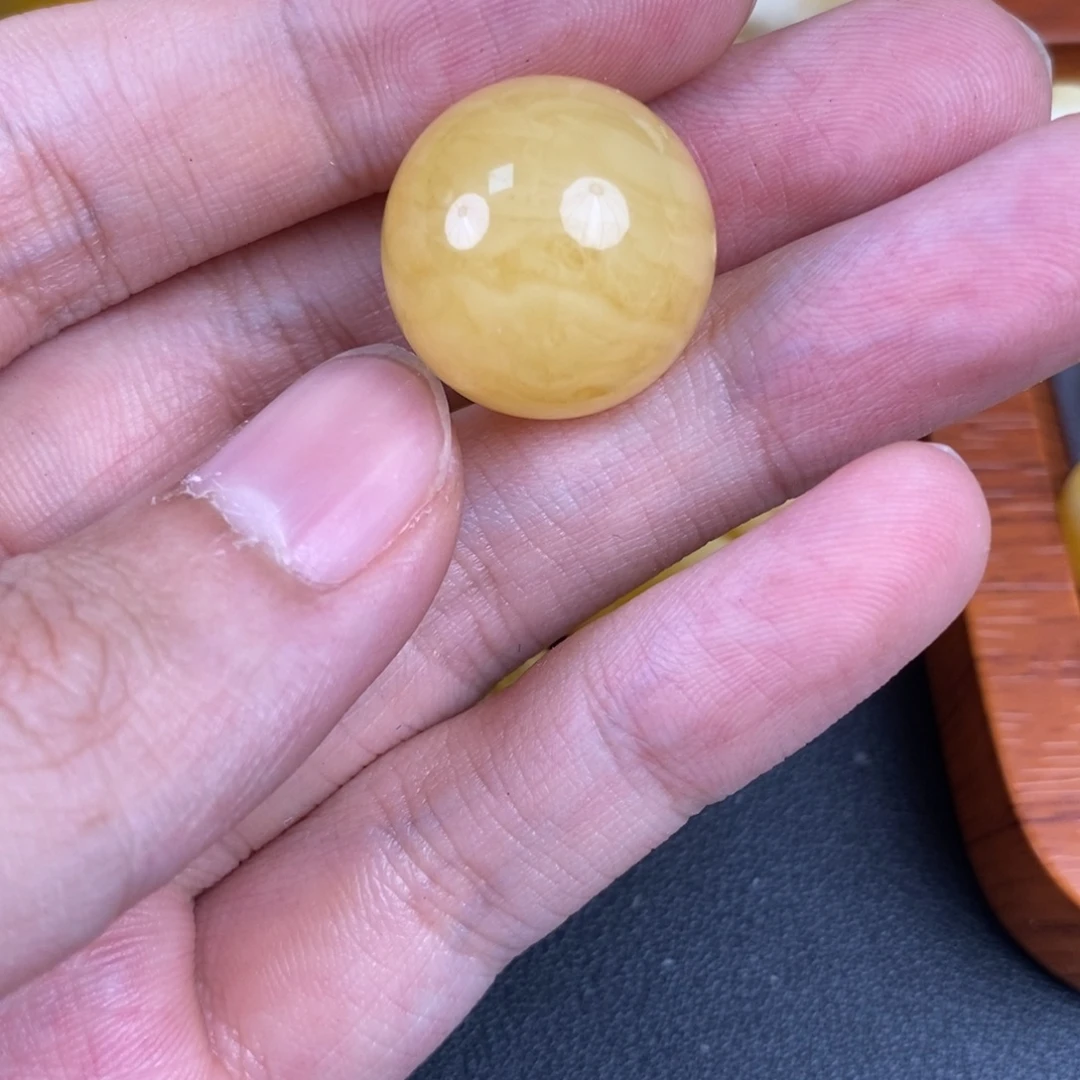 裸石琥珀未镶嵌妖花89