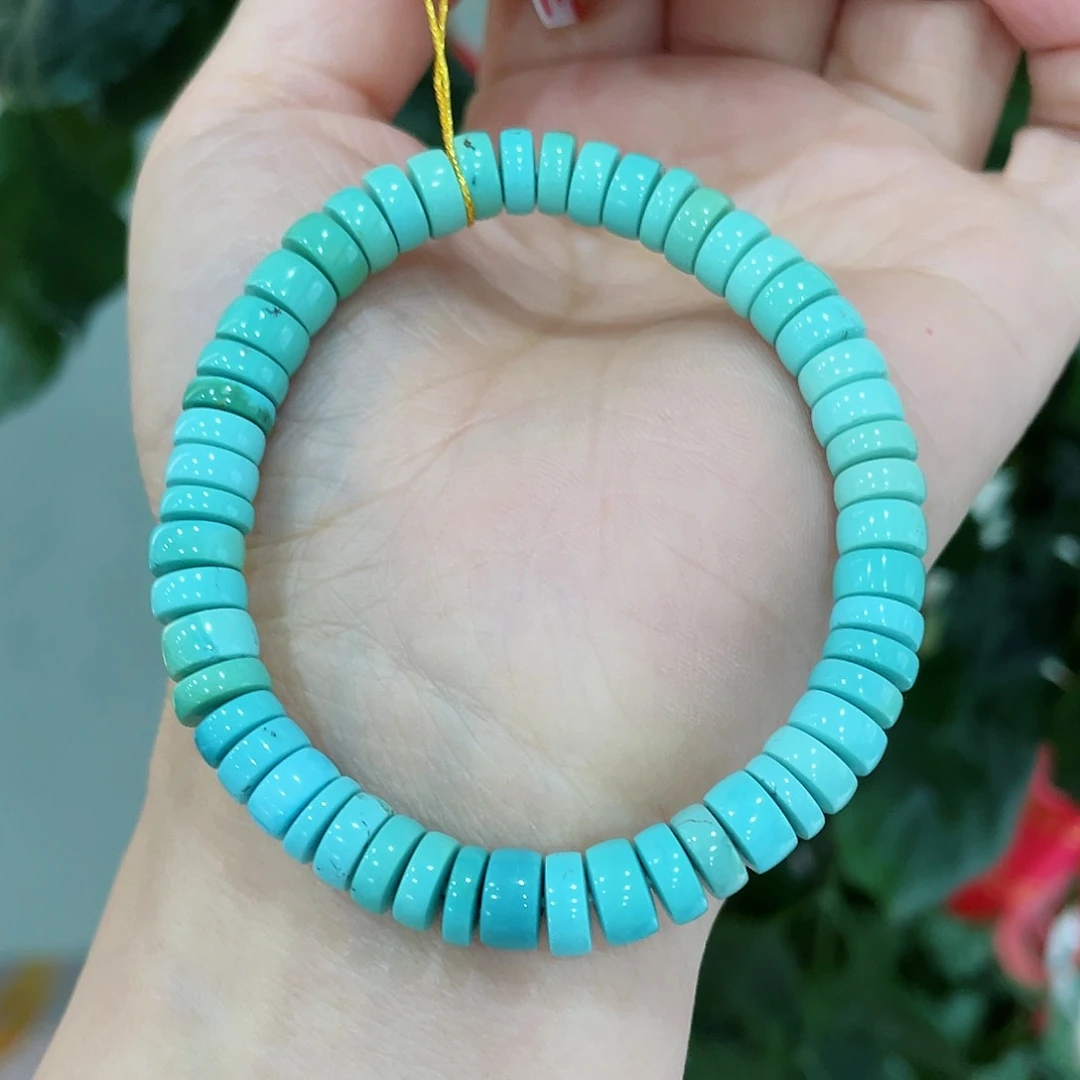 绿松石颈饰未镶嵌