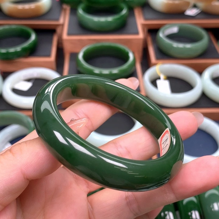 和田玉（碧玉）手镯未镶嵌京****Y54圈口