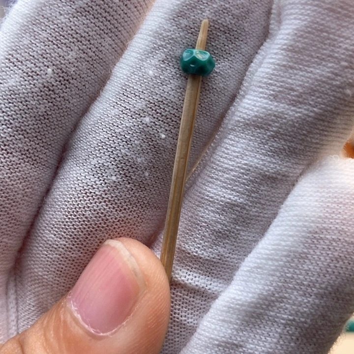 绿松石未镶嵌配饰j