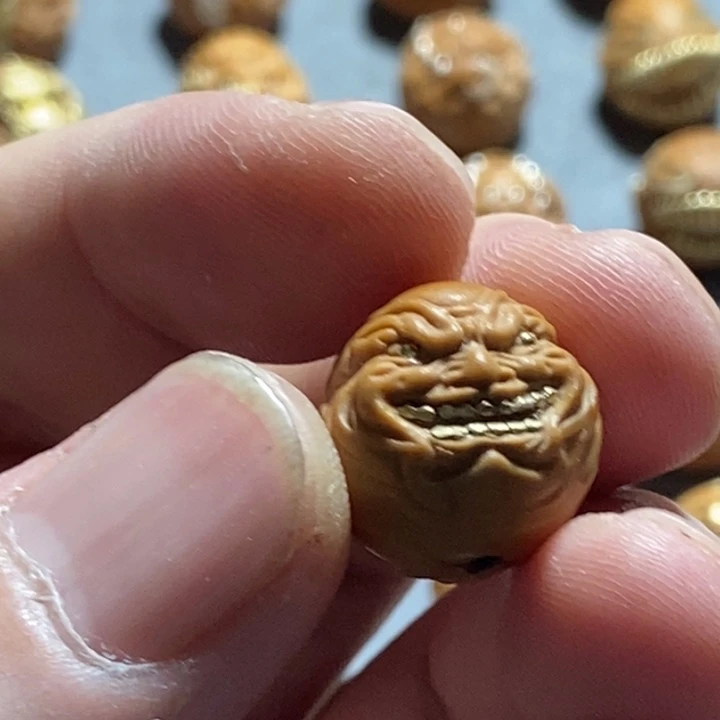 把件猴头核桃有封口