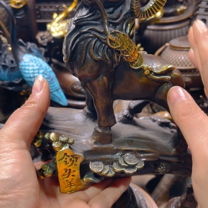 铜器摆件收收藏藏