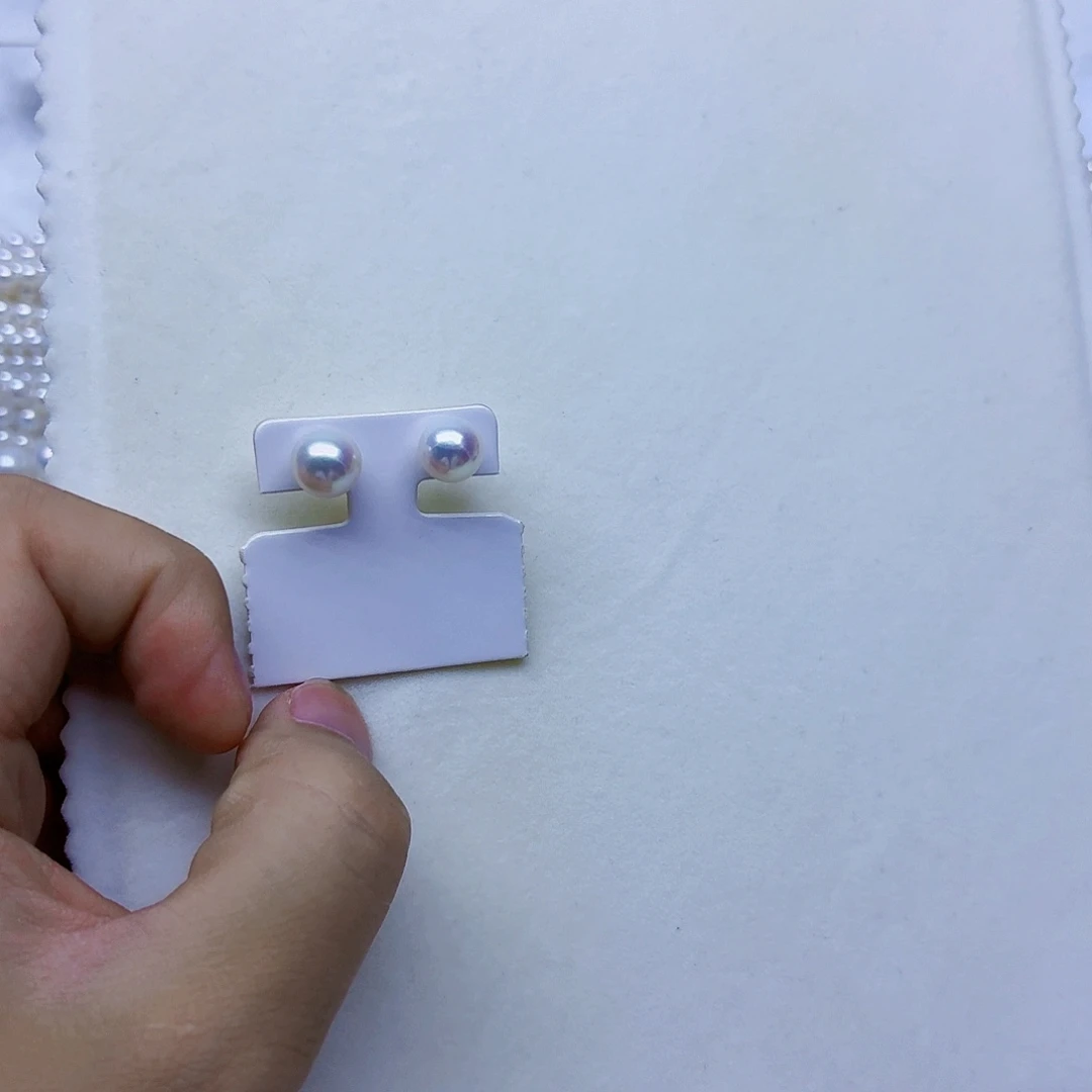 姚***及颈饰银S925镶嵌淡水珍珠