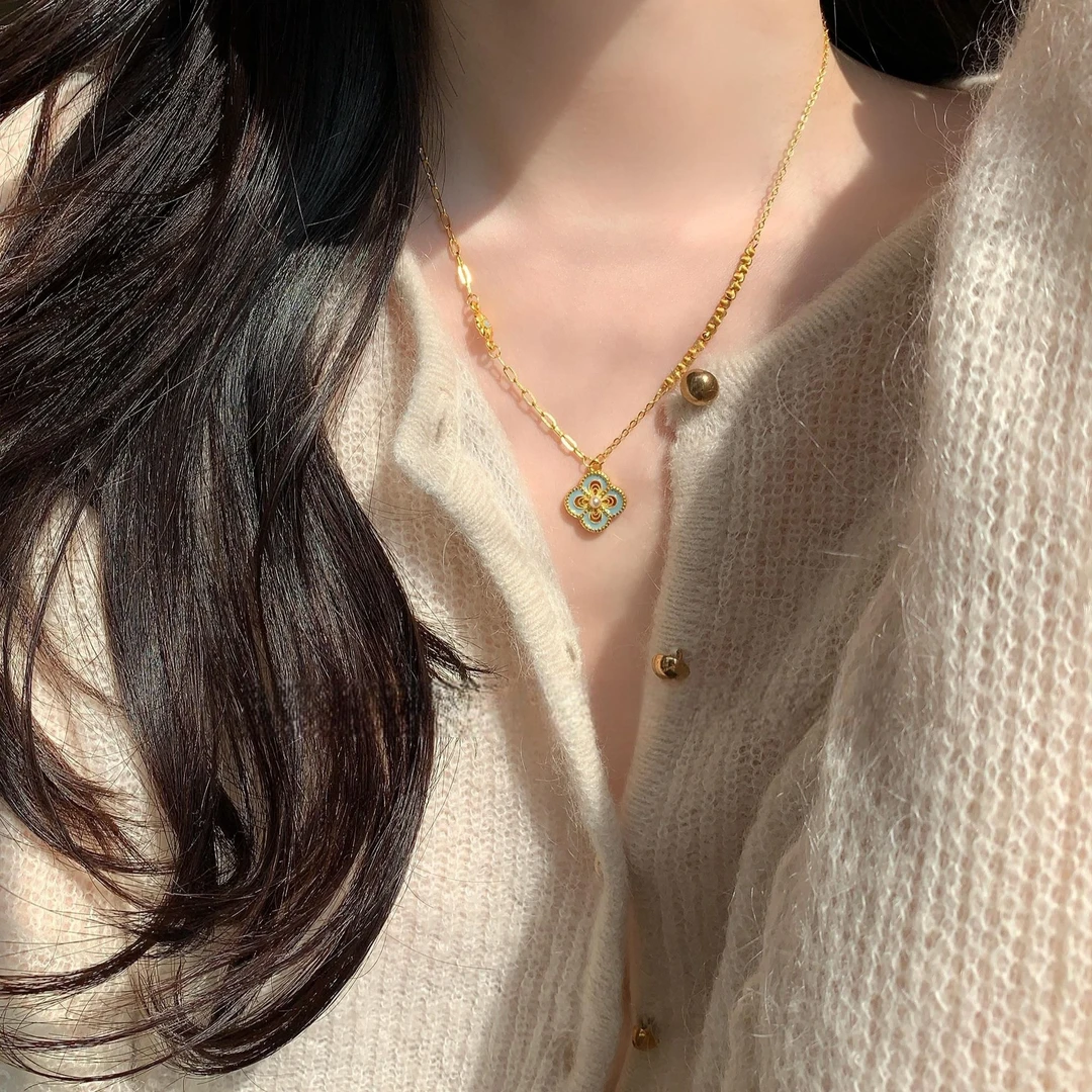 铜合金项链 新中式幸运四叶草项链中古轻奢气质高级感精致锁骨链