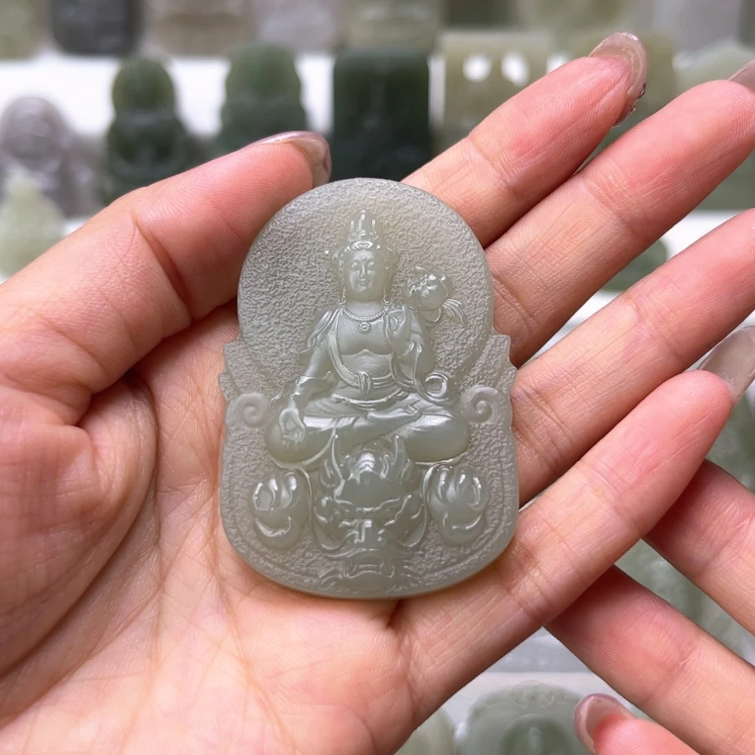 和田玉未镶嵌颈饰