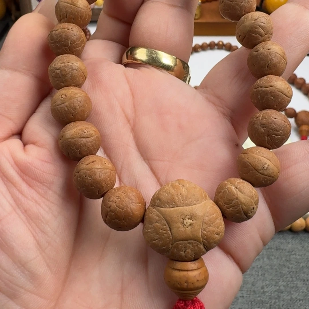 g***o凤眼菩提吊坠手串