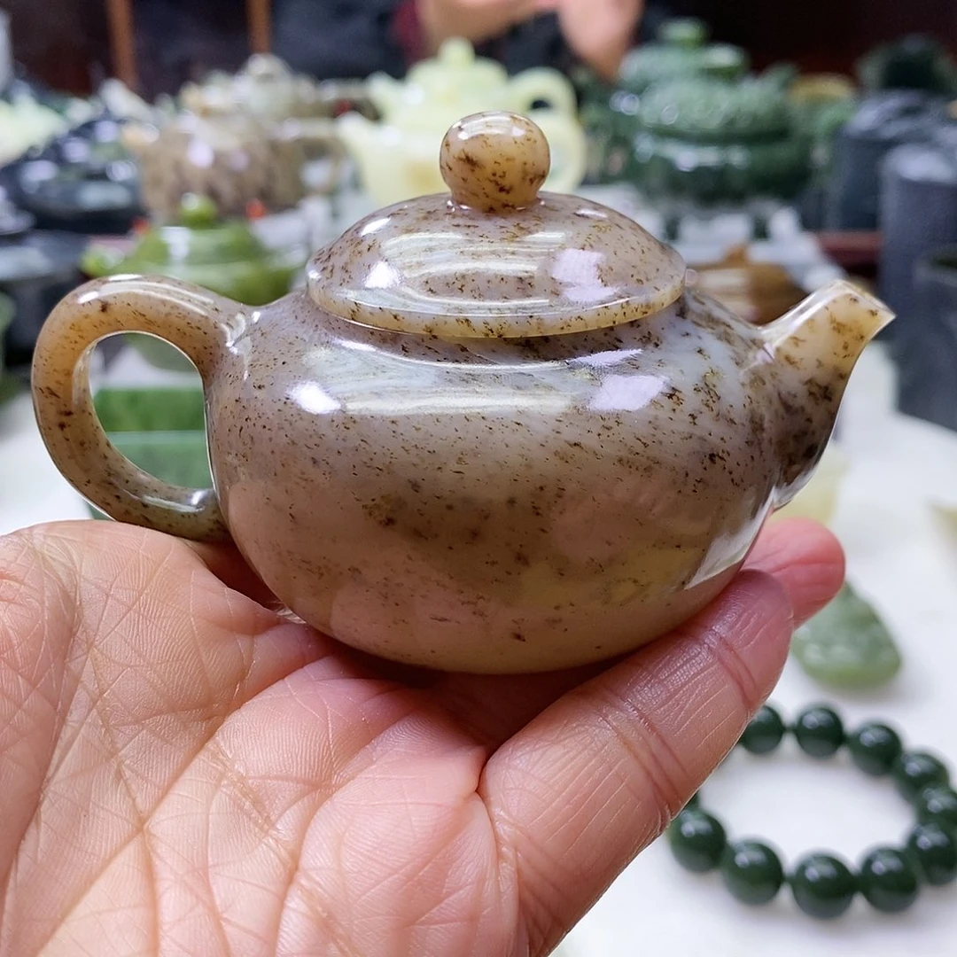 和田玉茶壶（微瑕）未镶嵌