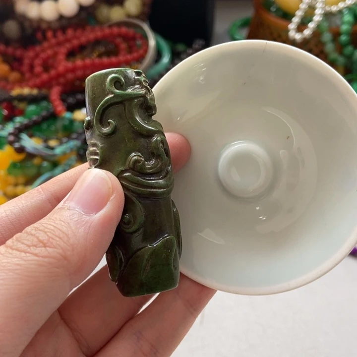 瓷片哈哈哈哈给哈给沟沟壑壑吧