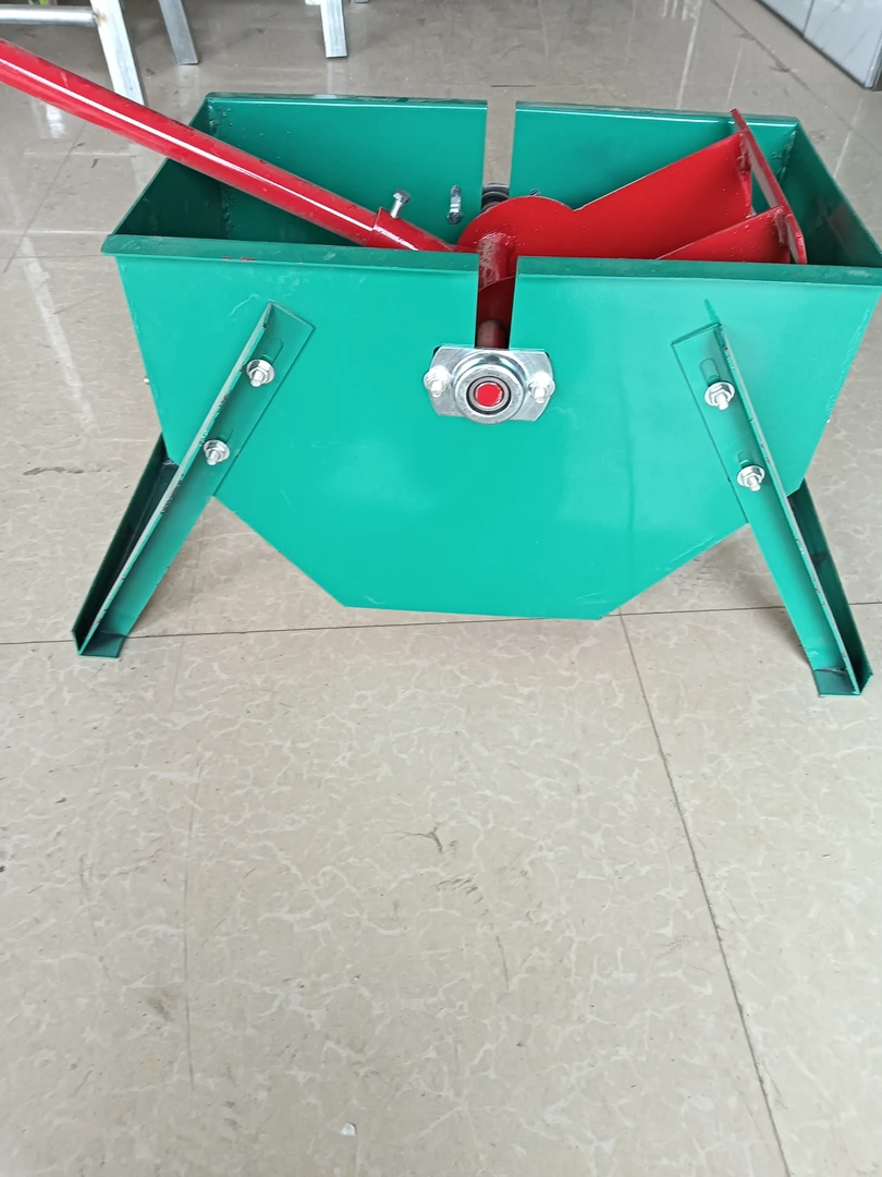 手摇花生剥壳机（物流发货）