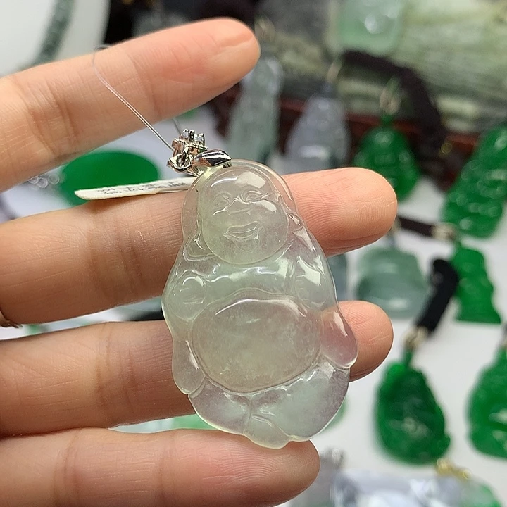 翡翠未镶嵌吊坠(赠链)