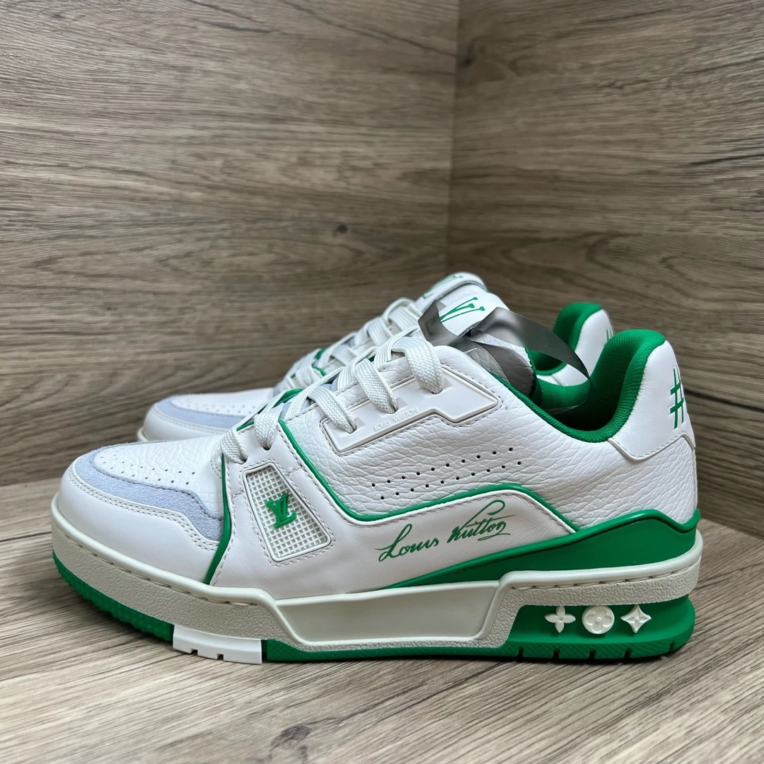 未使用 LouisVuitton/路易威登 Trainer 白绿板鞋 36码