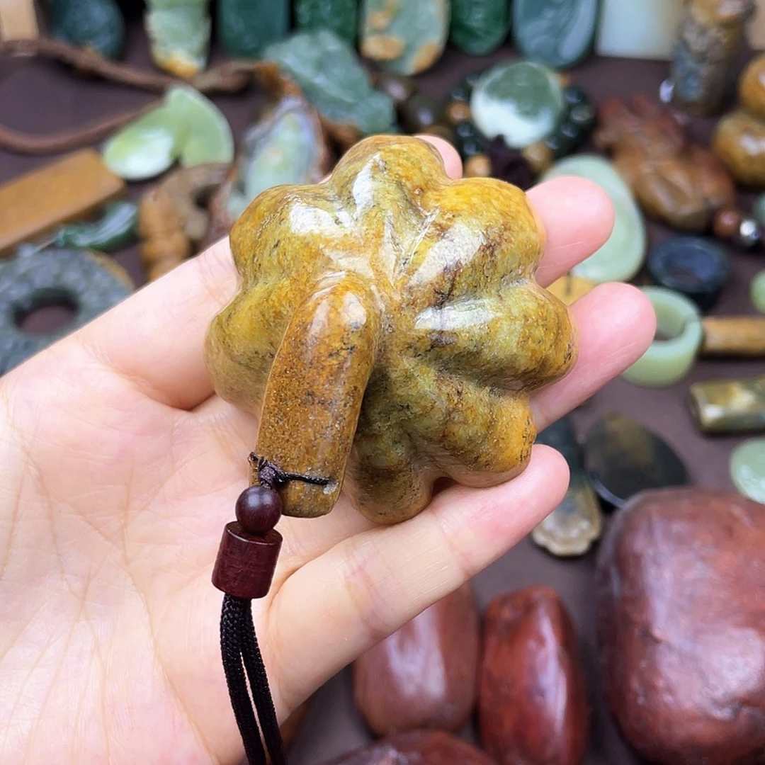 岫岩河磨玉（透闪石质玉）未镶嵌挂件