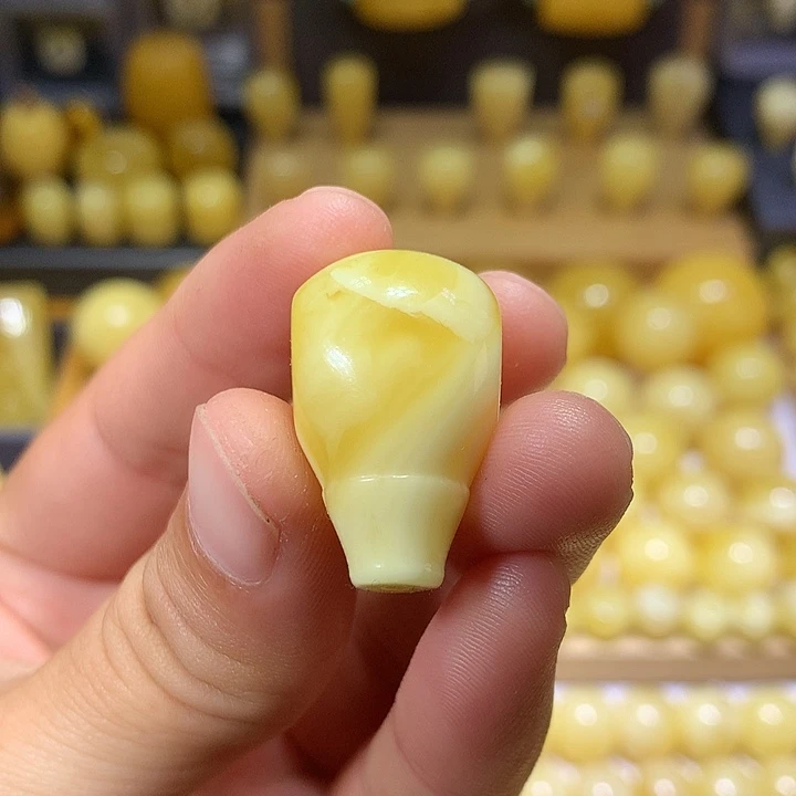 蜜蜡未镶嵌裸石天然俄料金瓷白妖花蜜蜡三通16.8