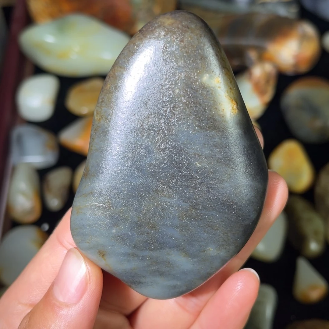 和田玉（糖玉）未镶嵌挂件132g