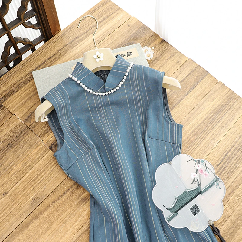 俏娘鱼2025夏季新款蓝色复古新中式无袖条纹旗袍女日常可穿年轻款