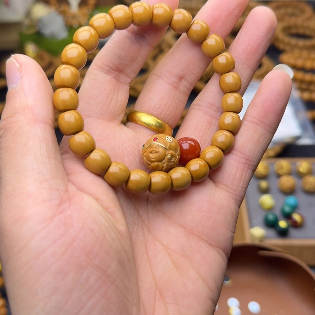 我***饿吊坠猴头核桃财神➕直切