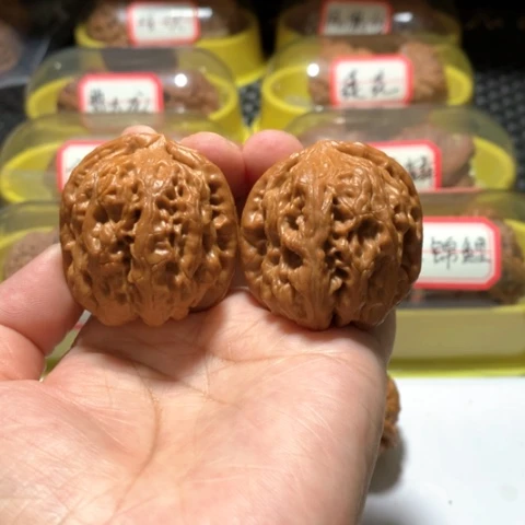 吊坠文玩核桃红蜡皮野生