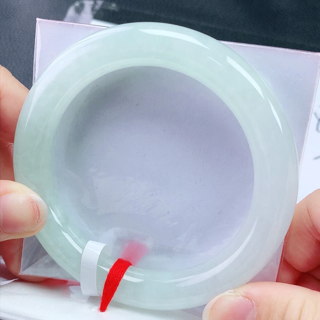 翡翠手镯未镶嵌60胖