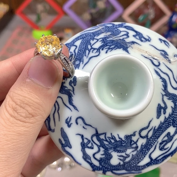 瓷片不会哈哈哈哈哈哈哈哈哈哈好吧