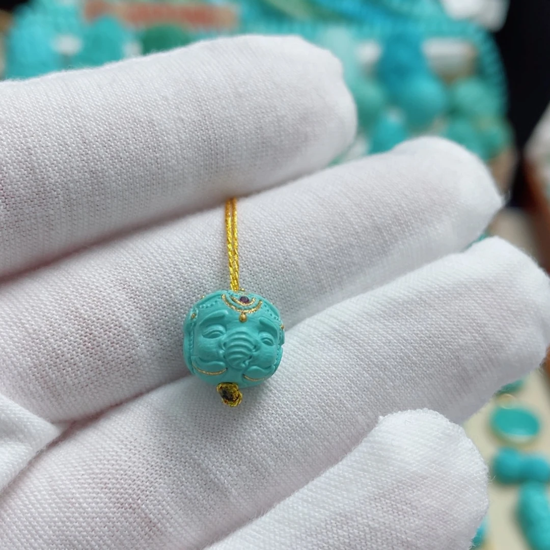 绿松石未镶嵌珠宝奇石