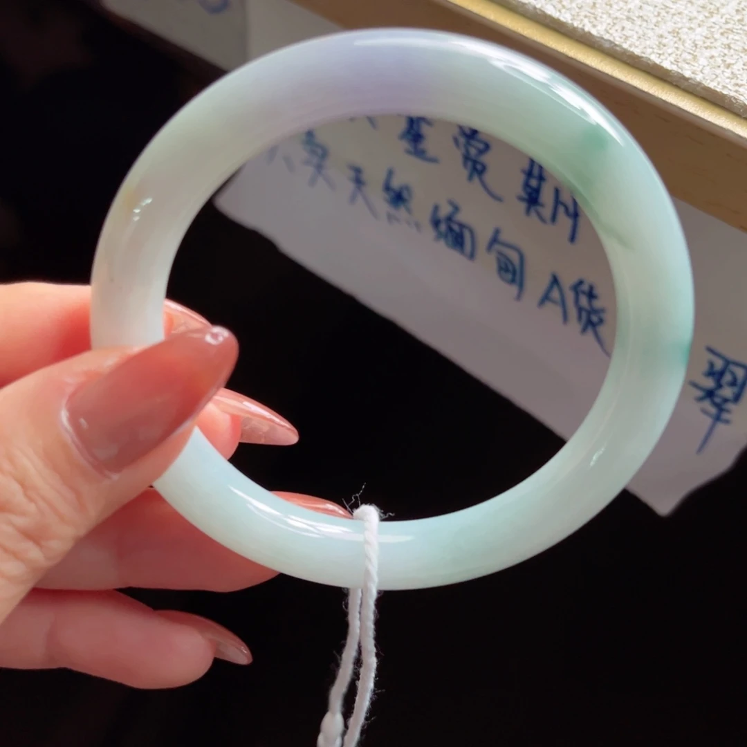 翡翠未镶嵌手镯手镯